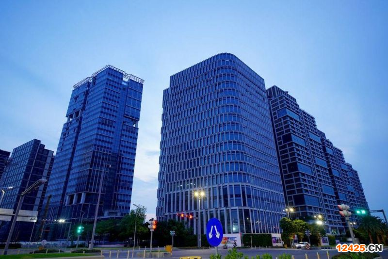2023年深圳中英科技特新